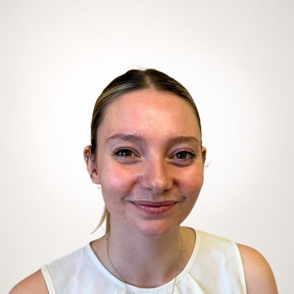 Tabby Murray, Valuer / Sales Negotiator  at Parkers Protected: Basingstoke Estate Agents