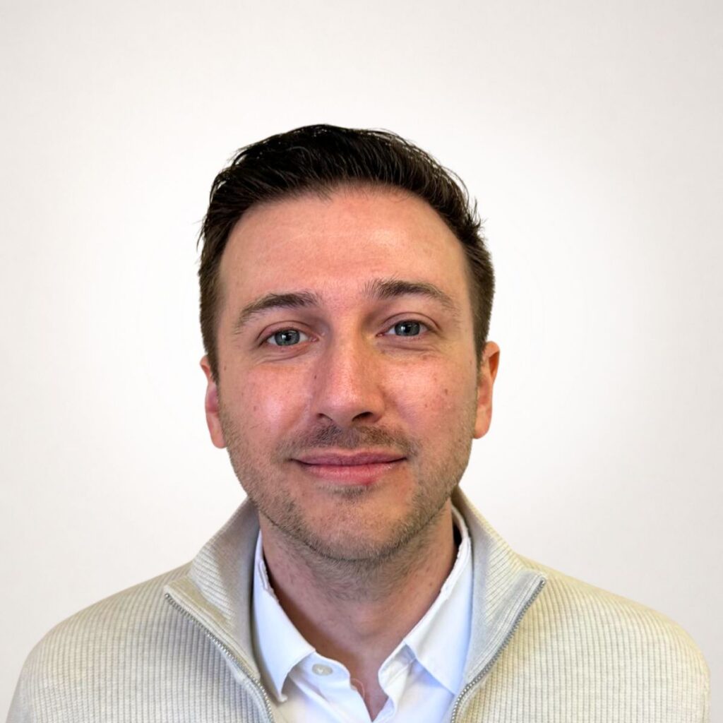 Tom Cowdrey, Branch Manager at Parkers Protected: Basingstoke Estate Agents