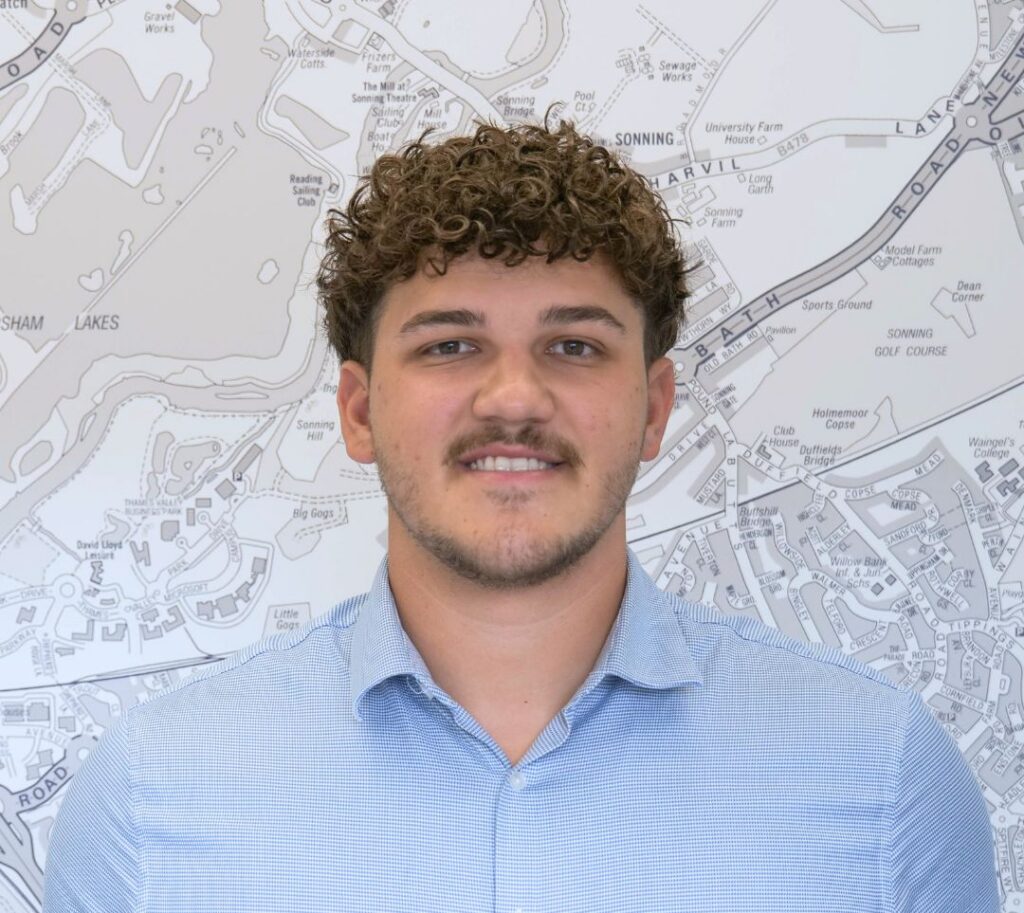 Rob Argint, Sales Negotiator at Parkers Woodley Estate Agents